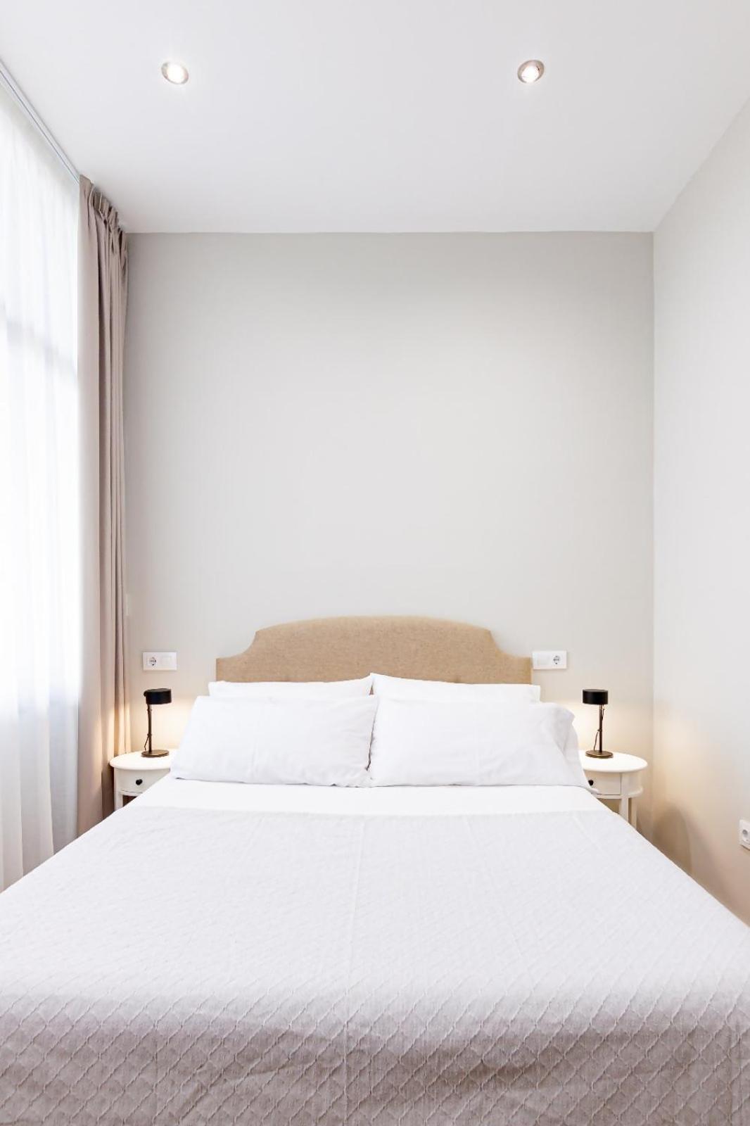 Av Poniente Playa Appartement